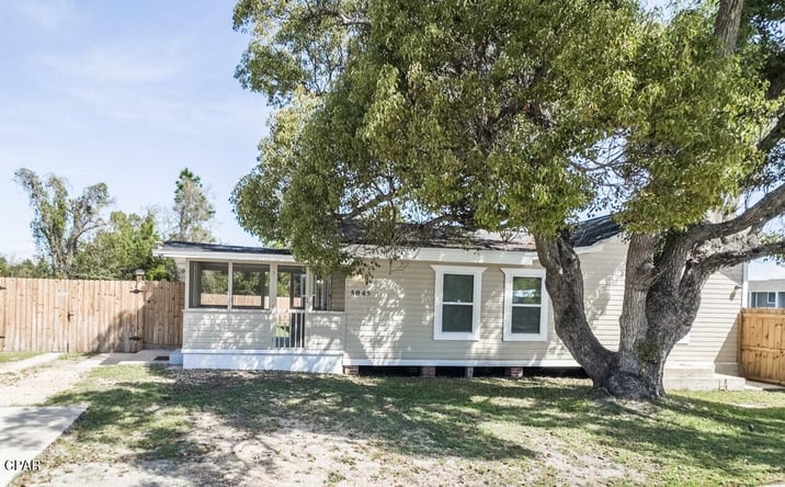 Pictures of Special Purpose property located at 5045 E Highway 98, Panama City, FL 32404 for lease - image #1