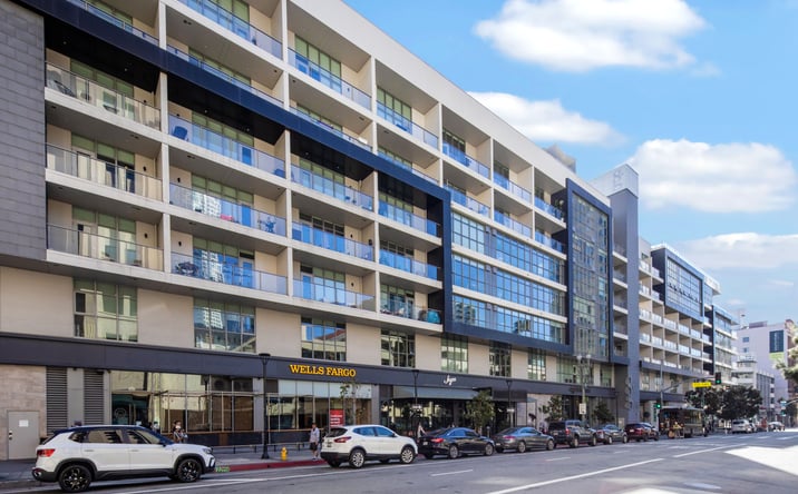 Pictures of Retail, Restaurant property located at 770 S Grand Ave, Los Angeles, CA 90017 for lease - image #1