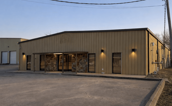 Pictures of Industrial property located at 1302 Jackson St, Fort Smith, AR 72901 for lease - image #1