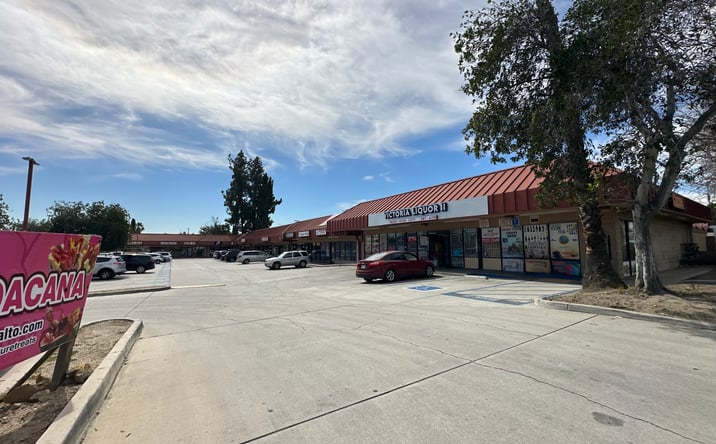 Pictures of Retail property located at 2715 E Foothill Blvd, Rialto, CA 92376 for lease - image #1