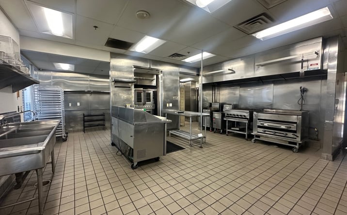 Pictures of Retail, Restaurant property located at 334 Main Street, Los Angeles, CA 90013 for lease - image #1