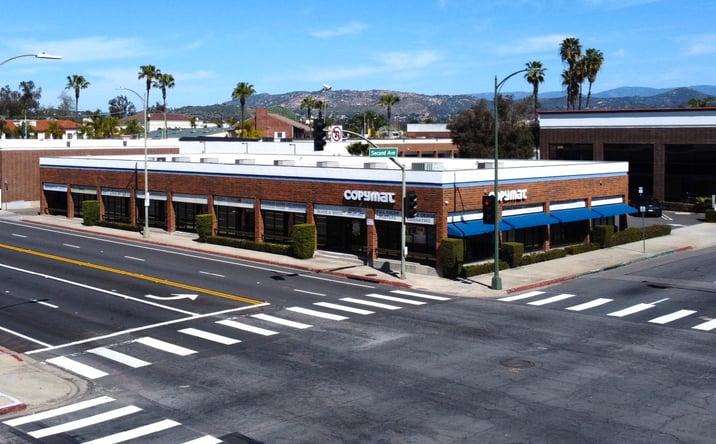 Pictures of Retail property located at 150 S Escondido Blvd, Escondido, CA 92025 for lease - image #1