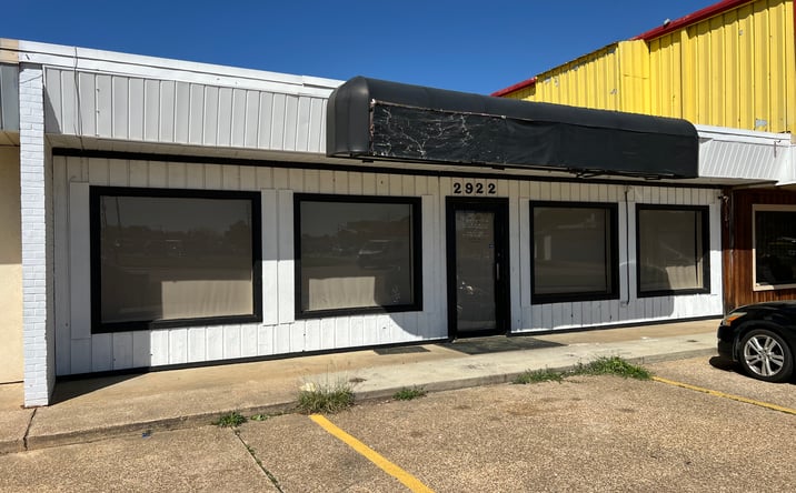 Pictures of Retail, Office property located at 2922 W Bert Kouns Industrial Loop, Shreveport, LA 71118 for lease - image #1