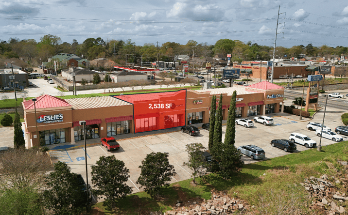 Pictures of Retail property located at 3151 College Dr, Baton Rouge, LA 70808 for lease - image #1