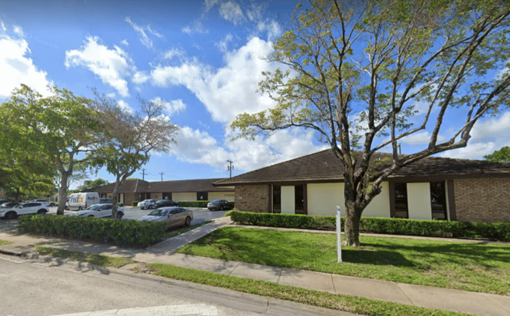 Pictures of Office property located at 1280 W Lantana Rd, Lantana, FL 33462 for lease - image #1