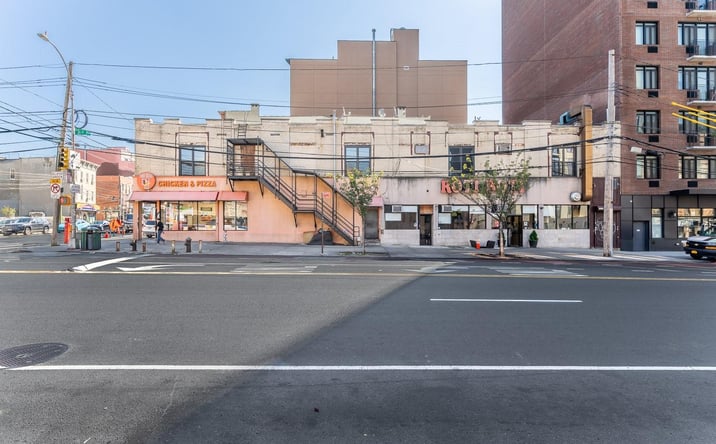 Pictures of Retail property located at 27-01 21 Street 2nd Floor, New York, NY 11102 for lease - image #1