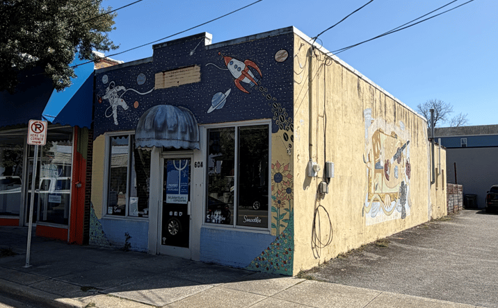 Pictures of Retail, Office, Restaurant property located at 604 Castle St, Wilmington, NC 28401 for lease - image #1