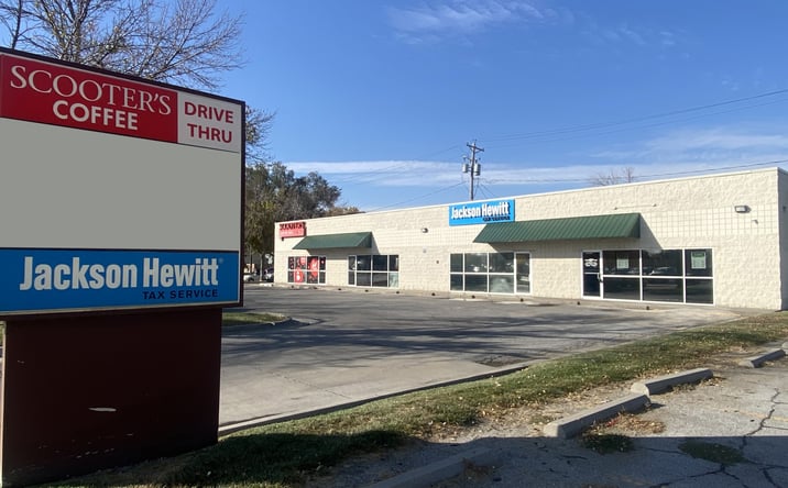 Pictures of Retail property located at 3030 W Broadway, Council Bluffs, IA 51501 for lease - image #1