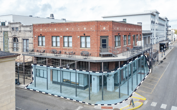 Pictures of Retail, Restaurant property located at 200 Dauphin St, Mobile, AL 36602 for lease - image #1