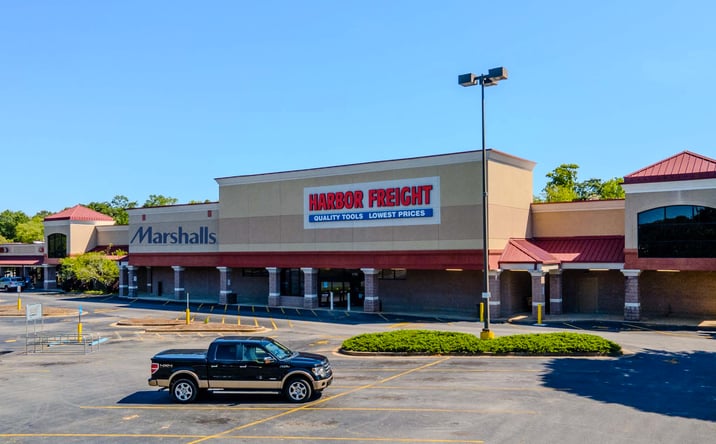 Pictures of Retail property located at 1700 Eatonton Rd, Madison, GA 30650 for lease - image #1