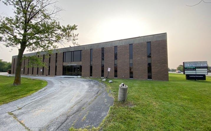 Pictures of Office property located at 2555 W Lincoln Highway 113, Olympia Fields, IL 60461 for lease - image #1