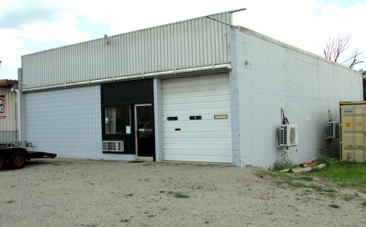 Pictures of Industrial property located at 131 SE Cholwell Ave, Bartlesville, OK 74006 for lease - image #1