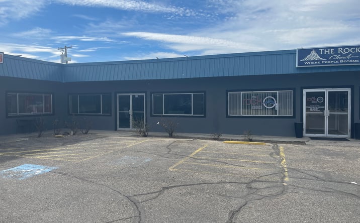 Pictures of Retail property located at 2880 SW 4th Ave, Ontario, OR 97914 for lease - image #1