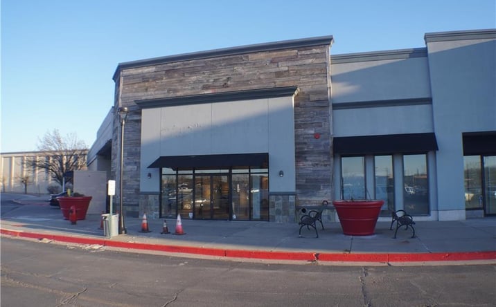 Pictures of Retail, Restaurant property located at 18801 E 39th Street S, Independence, MO 64057 for lease - image #1