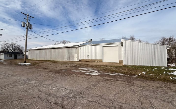 Pictures of Industrial property located at 135 Kensington Avenue, Zanesville, OH 43701 for lease - image #1