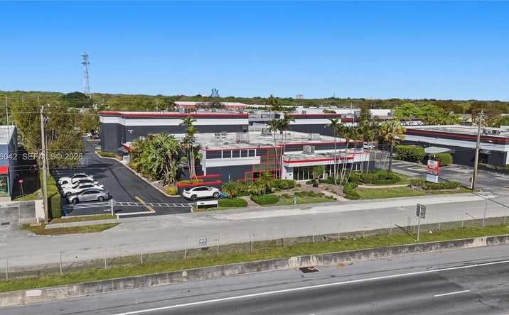 Pictures of Industrial, Retail property located at 2950 N 28th Ter, Hollywood, FL 33020 for lease - image #1