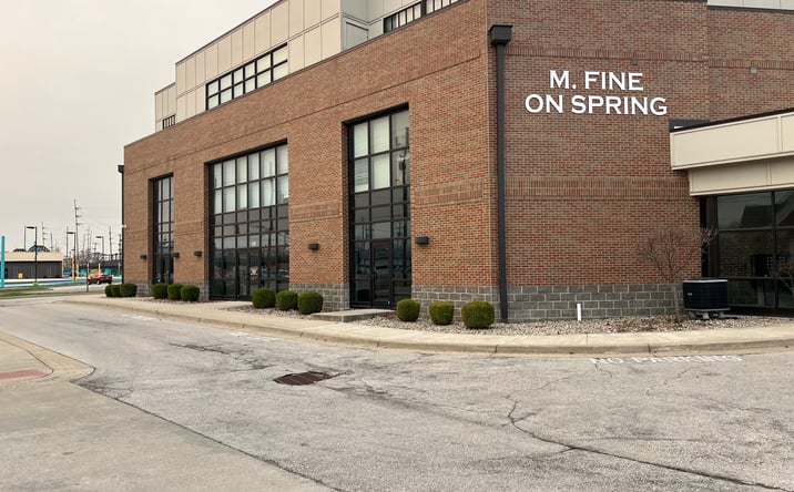 Pictures of Office property located at 835 Spring St, Jeffersonville, IN 47130 for lease - image #1