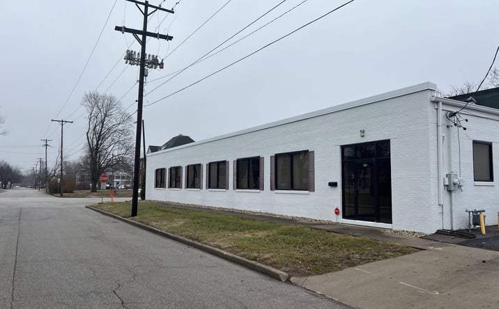 Pictures of Office property located at 526 E Allen St, Springfield, IL 62703 for lease - image #1