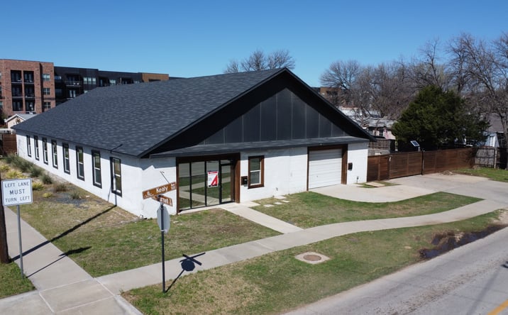 Pictures of Office property located at 537 S. Kealy Ave., Lewisville, TX 75057 for lease - image #1