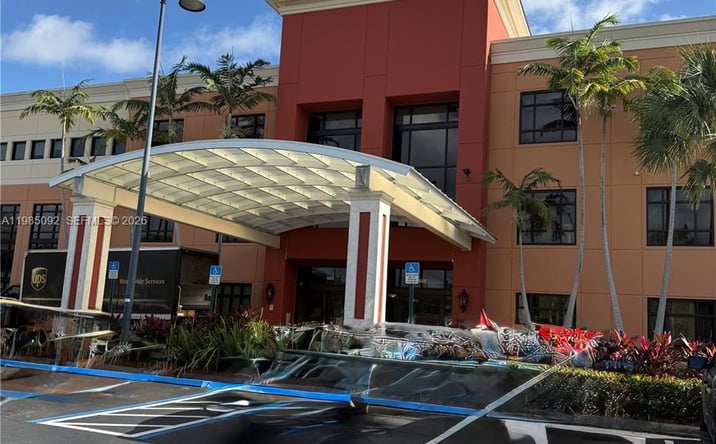 Pictures of Office property located at 925 NE 30th Ter # 312, Homestead, FL 33033 for lease - image #1