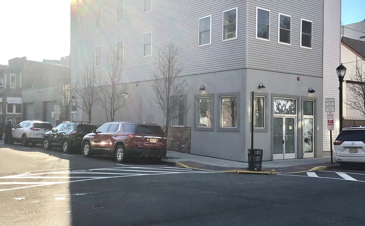 Pictures of Retail, Office, Restaurant property located at 912 Bergenline Ave, Union City, NJ 07087 for lease - image #1