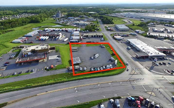 Pictures of Retail, Land property located at 16921 Halfway Blvd, Hagerstown, MD 21740 for lease - image #1