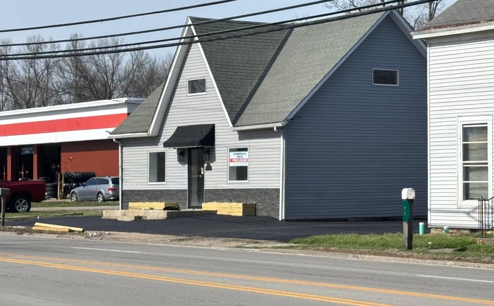 Pictures of Retail, Office, Restaurant property located at 73 Beechmont St, Amelia, OH 45102 for lease - image #1