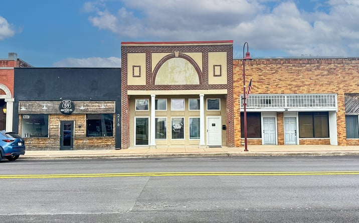 Pictures of Retail, Office property located at 220 E Main St, Gentry, AR 72734 for lease - image #1