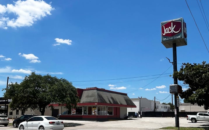 Pictures of Retail, Restaurant property located at NEQ of Bellaire Blvd & Stella Link Rd, Houston, TX 77005 for lease - image #1