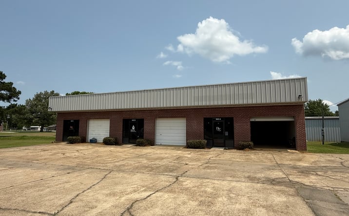 Pictures of Industrial property located at 542 Industrial Dr, Richland, MS 39218 for lease - image #1