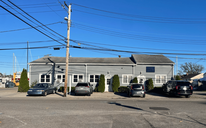 Pictures of Industrial property located at 41 Degnon Blvd, Bay Shore, NY 11706 for lease - image #1