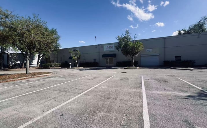 Pictures of Retail property located at 3201 W Colonial Dr, Orlando, FL 32808 for lease - image #1