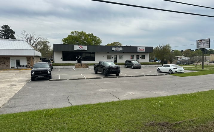 Pictures of Office property located at 1990 Florida Ave SW, Denham Springs, LA 70726 for lease - image #1
