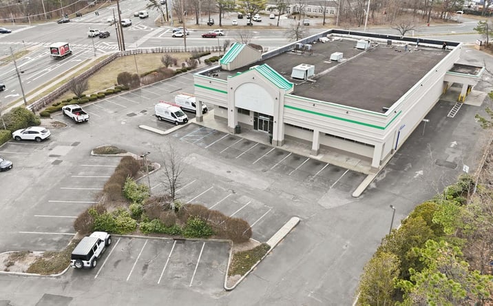 Pictures of Retail property located at 1968 Veterans Memorial Hwy, Islandia, NY 11749 for lease - image #1