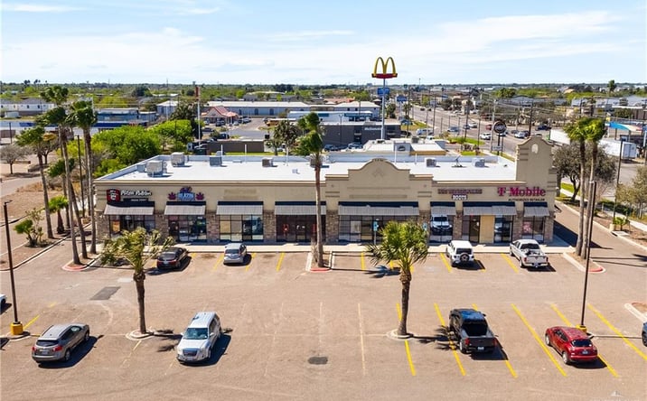 Pictures of Land property located at 7470 Padre Island Highway # 140, Brownsville, TX 78521 for lease - image #1
