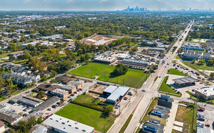 Pictures of Retail, Industrial, Special Purpose property located at 5600 Yale St, Houston, TX 77076 for lease - image #1