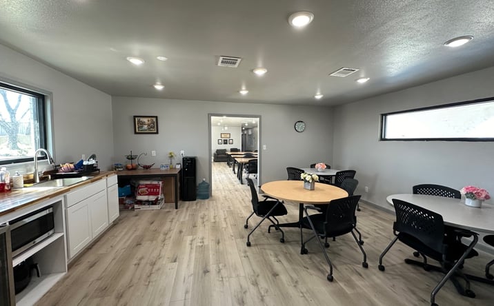 Pictures of Office property located at 708 E Elms Rd, Killeen, TX 76542 for lease - image #1