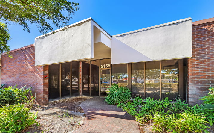 Pictures of Office property located at 2158 Johnson St, Fort Myers, FL 33901 for lease - image #1