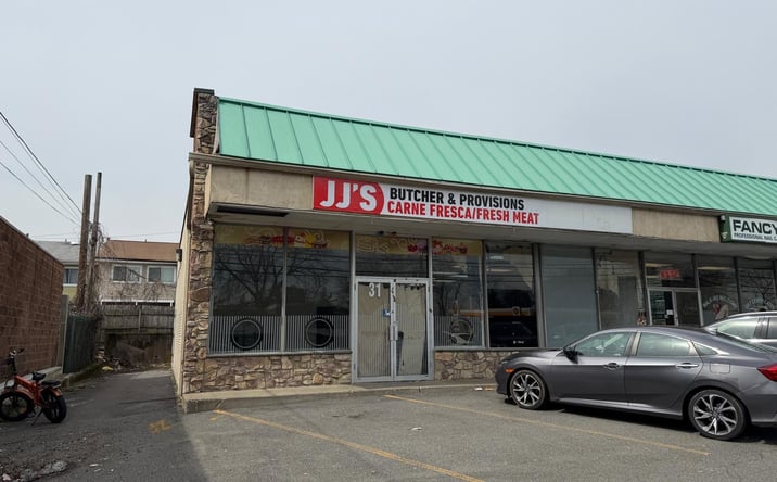 Pictures of Retail property located at 23-31 US-9W, West Haverstraw, NY 10993 for lease - image #1