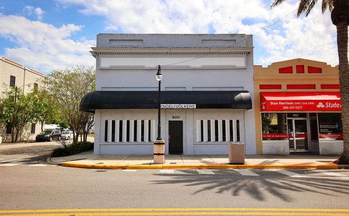 Pictures of Office, Retail, Restaurant property located at 400 Canal St, New Smyrna Beach, FL 32168 for lease - image #1