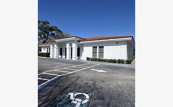 Pictures of Office property located at 2520 N Tamiami Trl, Nokomis, FL 34275 for lease - image #1