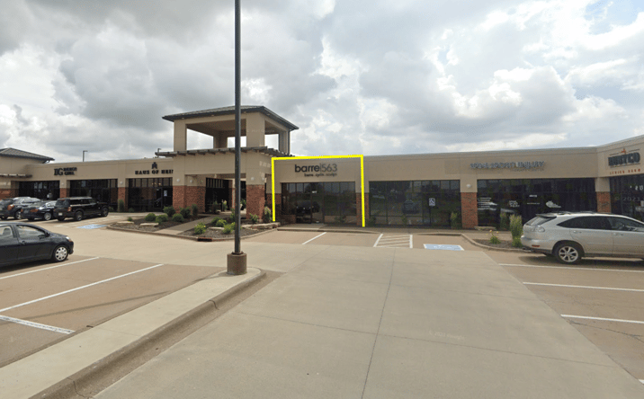 Pictures of Retail property located at 4917 Utica Ridge Rd, Davenport, IA 52807 for lease - image #1