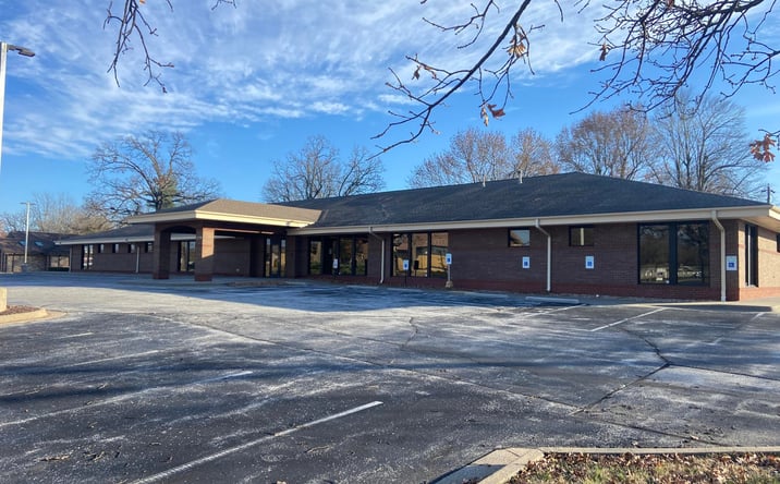 Pictures of Office property located at 2734 East Sunshine Street, Springfield, MO 65804 for lease - image #1