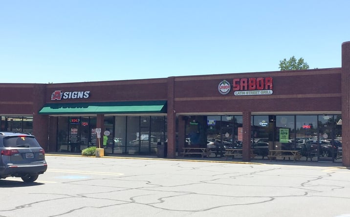 Pictures of Retail property located at 799 Crossroads Plaza, Fort Mill, SC 29708 for lease - image #1