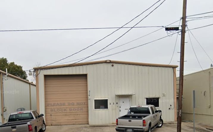 Pictures of Industrial property located at 316 E Texas Ave, Baytown, TX 77520 for lease - image #1