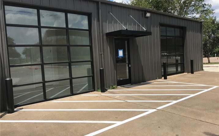 Pictures of Special Purpose, Industrial, Retail property located at 2700 Earl Rudder Fwy, College Station, TX 77840 for lease - image #1