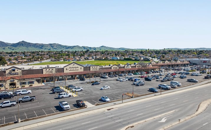 Pictures of Retail property located at 1701 Airline Hwy, Hollister, CA 95023 for lease - image #1