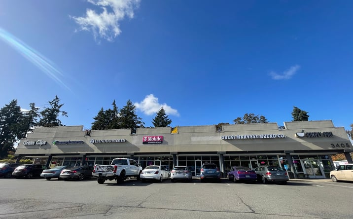 Pictures of Retail property located at 3405 Commercial Suite 130, Salem, OR 97302 for lease - image #1