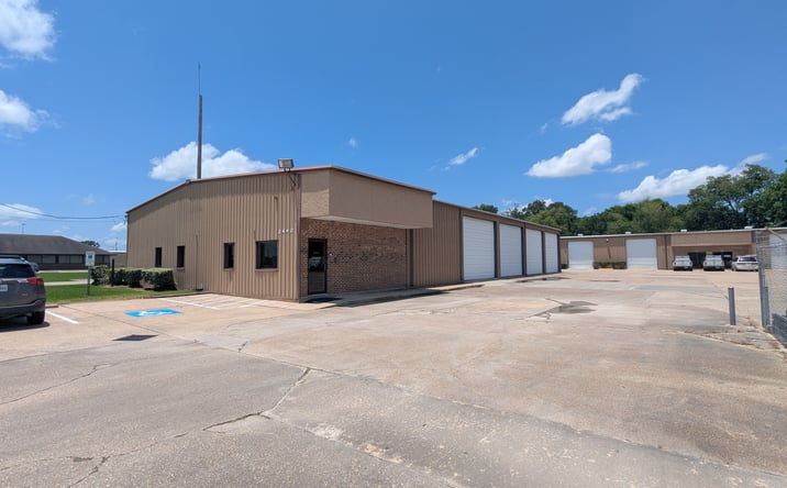 Pictures of Industrial property located at 2440 West Cardinal Drive, Beaumont, TX 77705 for lease - image #1