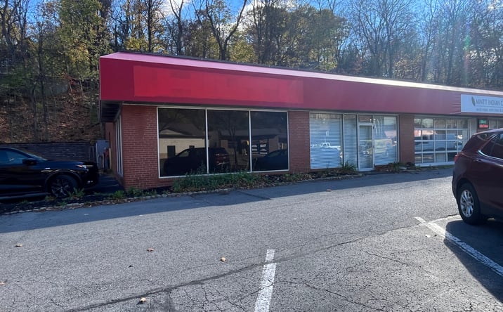 Pictures of Retail, Office property located at 3005 Banksville Road Suite B, Pittsburgh, PA, USA, Pittsburgh, US 15216 for lease - image #1